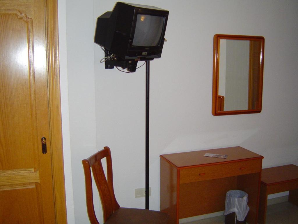 Hotel Lazaro Calamocha Chambre photo