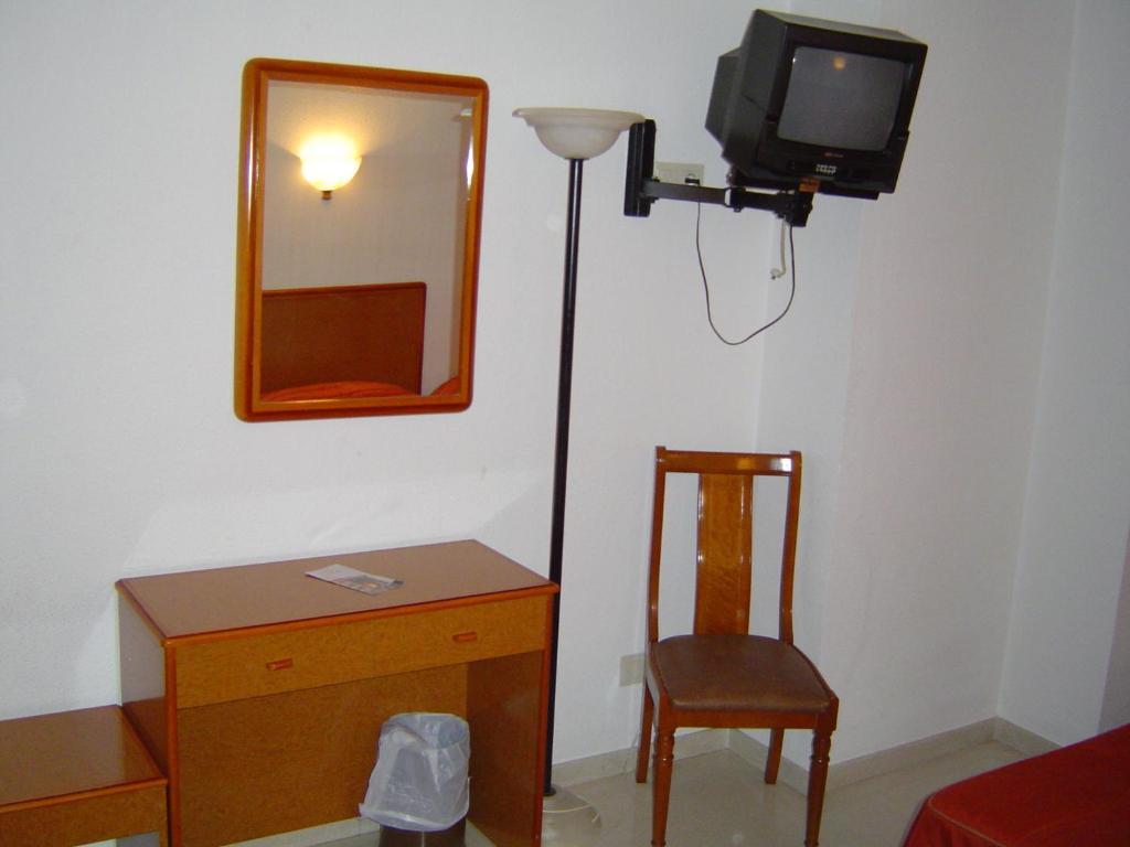 Hotel Lazaro Calamocha Chambre photo