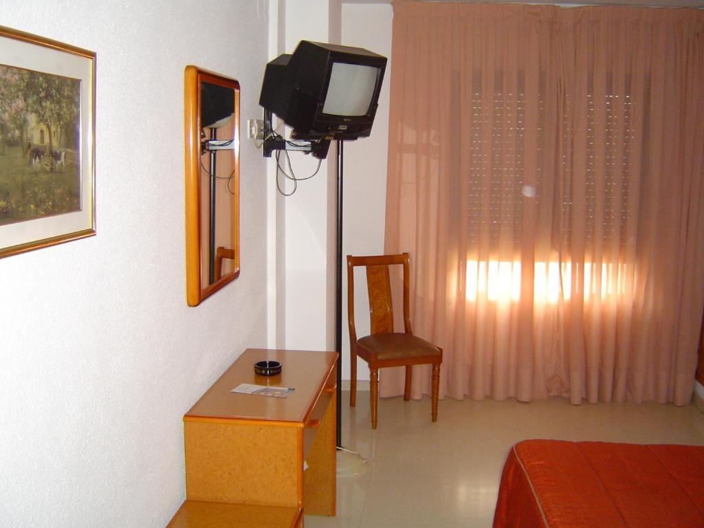Hotel Lazaro Calamocha Extérieur photo